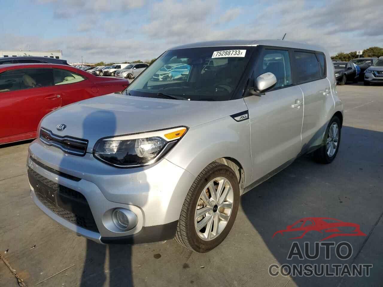 KIA SOUL 2018 - KNDJP3A5XJ7587506