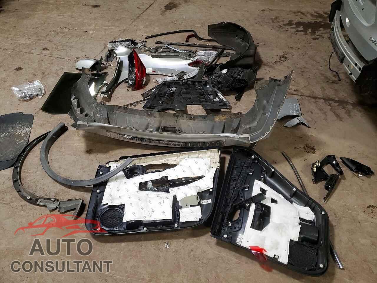 NISSAN ROGUE 2017 - KNMAT2MV2HP504792