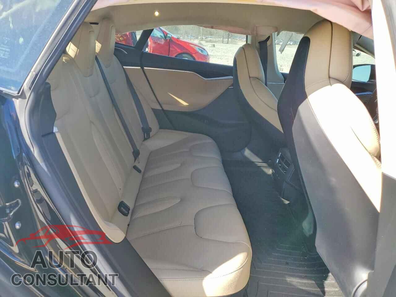 TESLA MODEL S 2017 - 5YJSA1E23HF202575