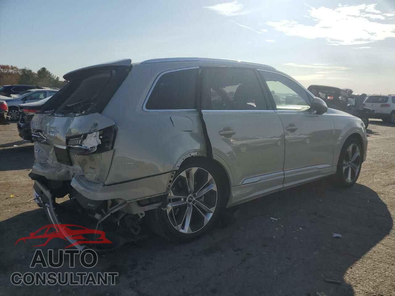 AUDI Q7 2021 - WA1VXAF71MD014316