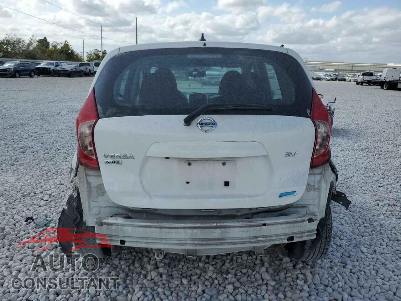 NISSAN VERSA 2016 - 3N1CE2CP0GL389595