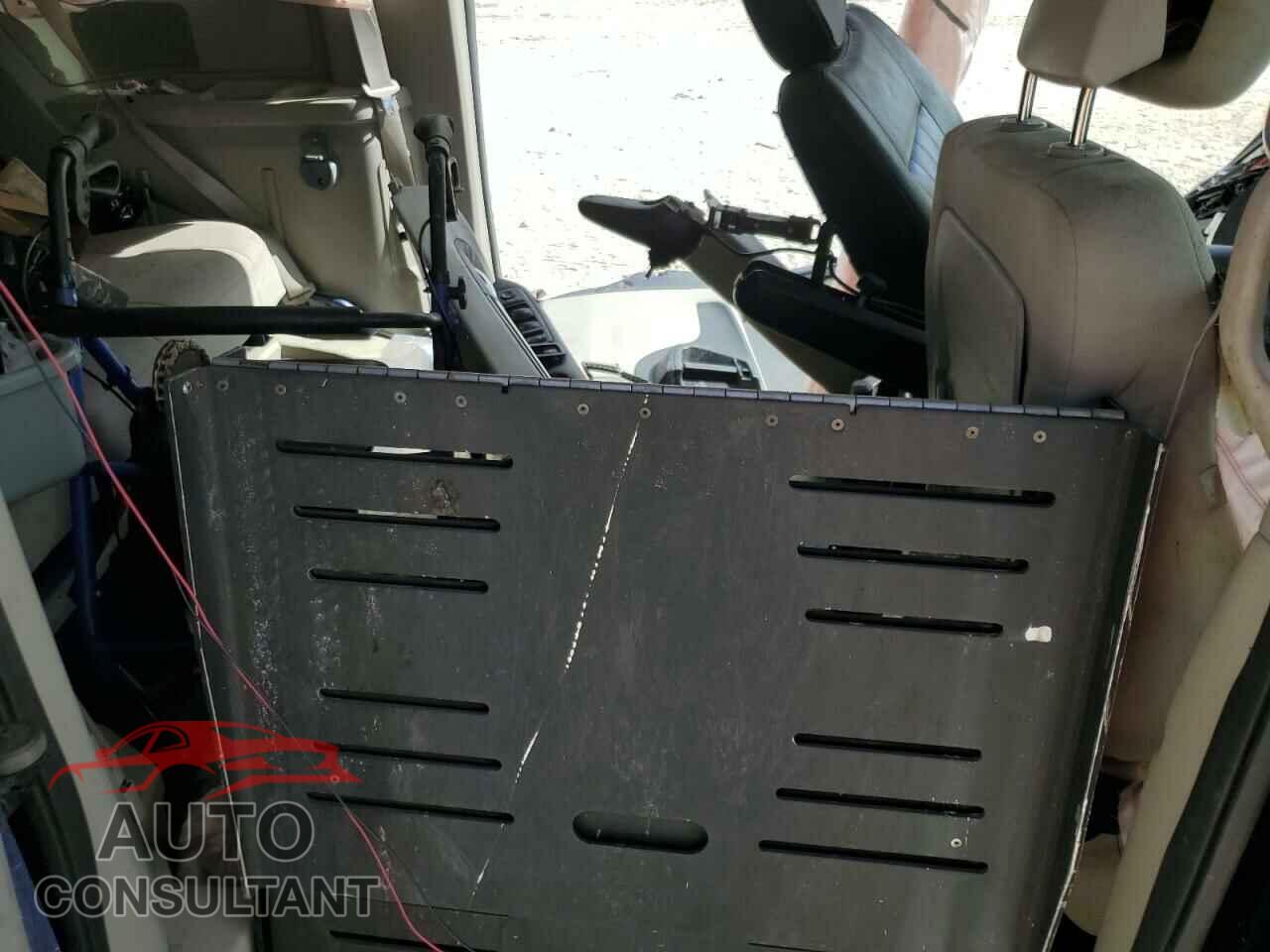 DODGE CARAVAN 2012 - 2C4RDGDG1CR366975