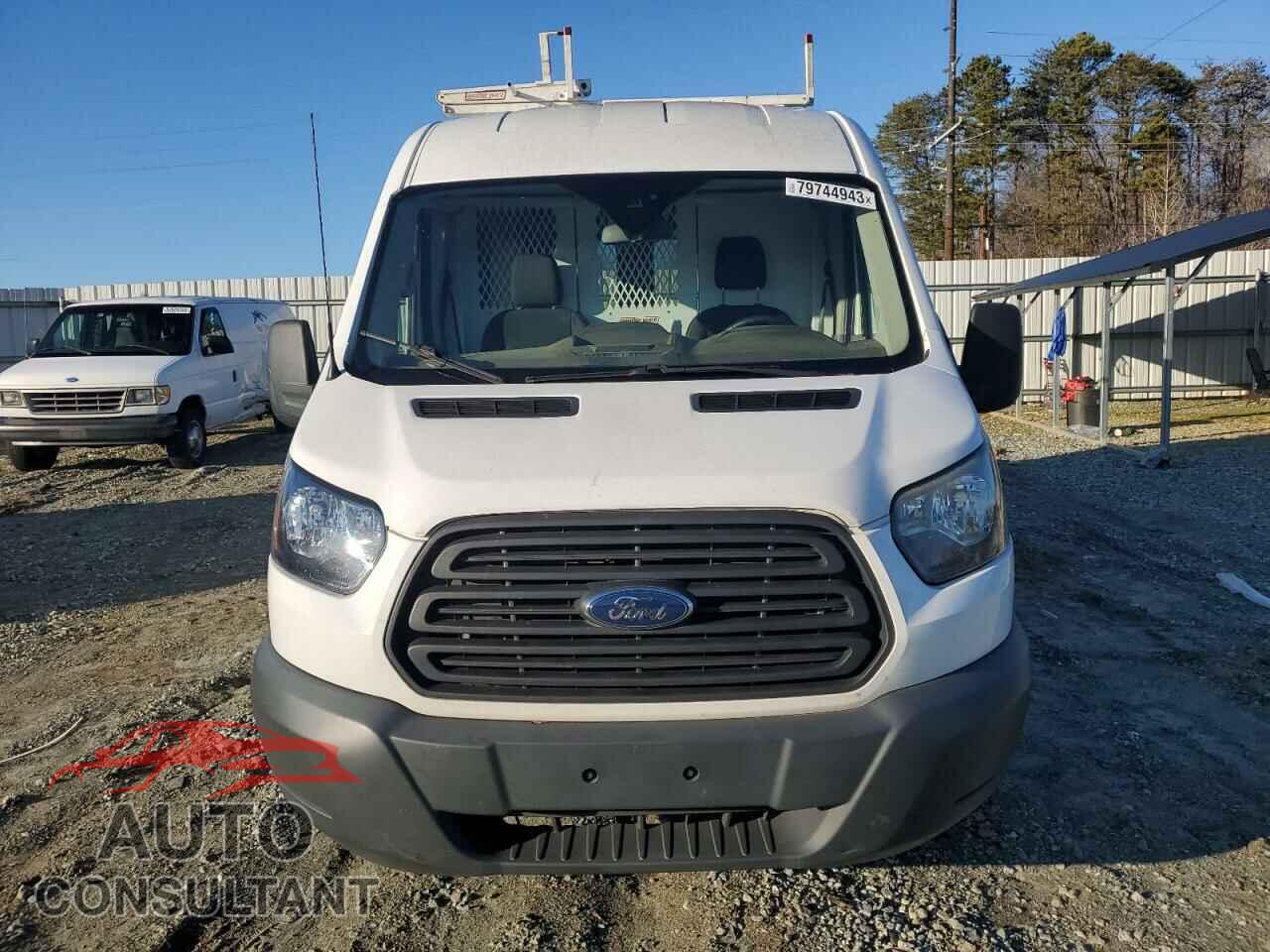FORD TRANSIT 2015 - 1FTNR2CM2FKB17999