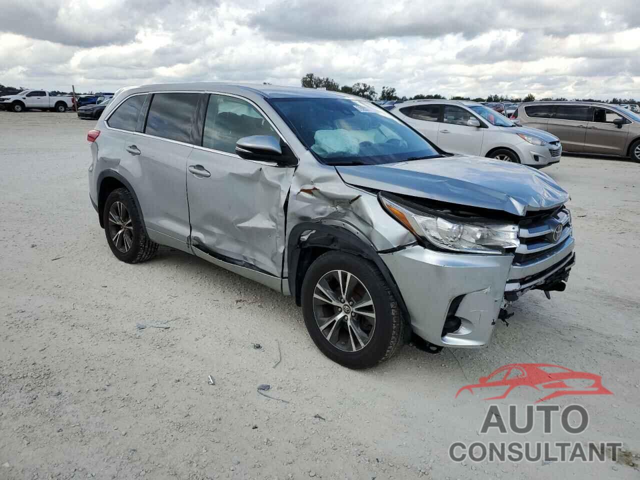 TOYOTA HIGHLANDER 2017 - 5TDBZRFHXHS361583