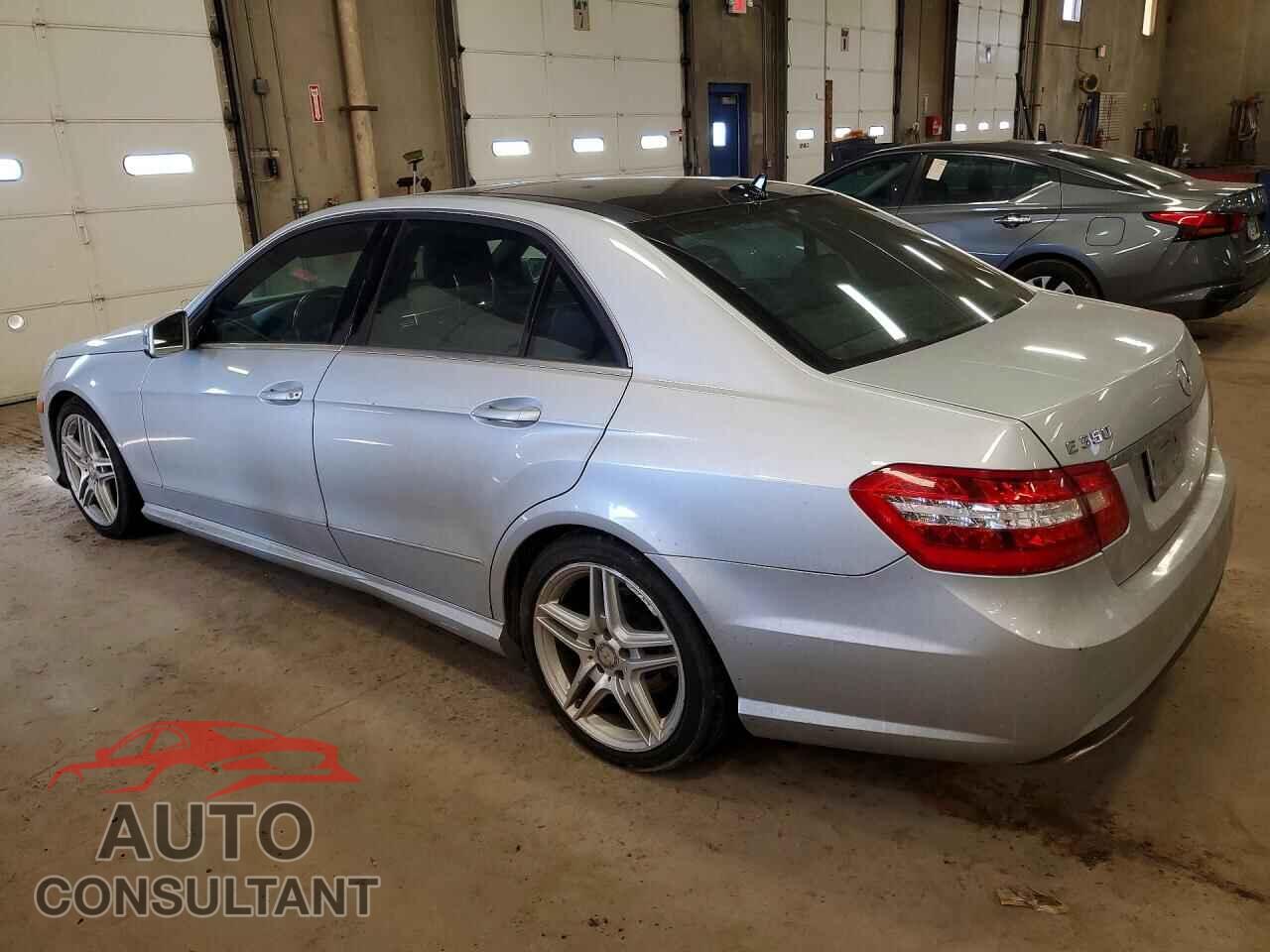 MERCEDES-BENZ E-CLASS 2011 - WDDHF8HB6BA371639