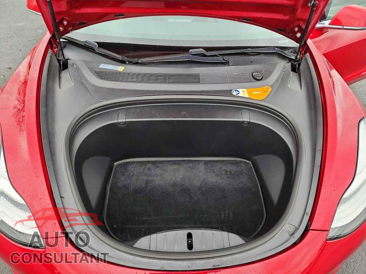 TESLA MODEL 3 2018 - 5YJ3E1EA8JF041646