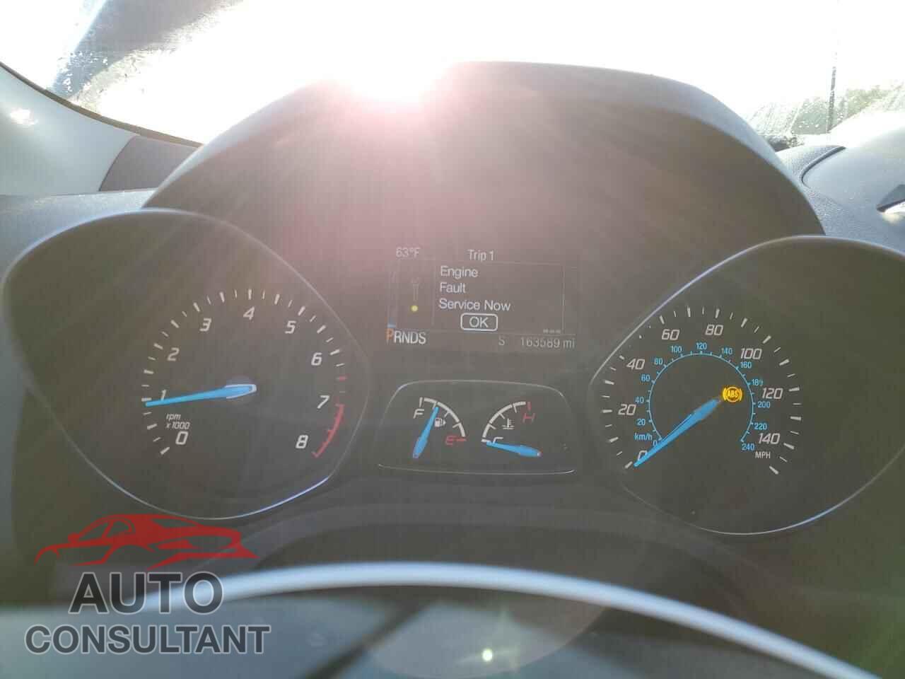 FORD ESCAPE 2015 - 1FMCU9G95FUC62801