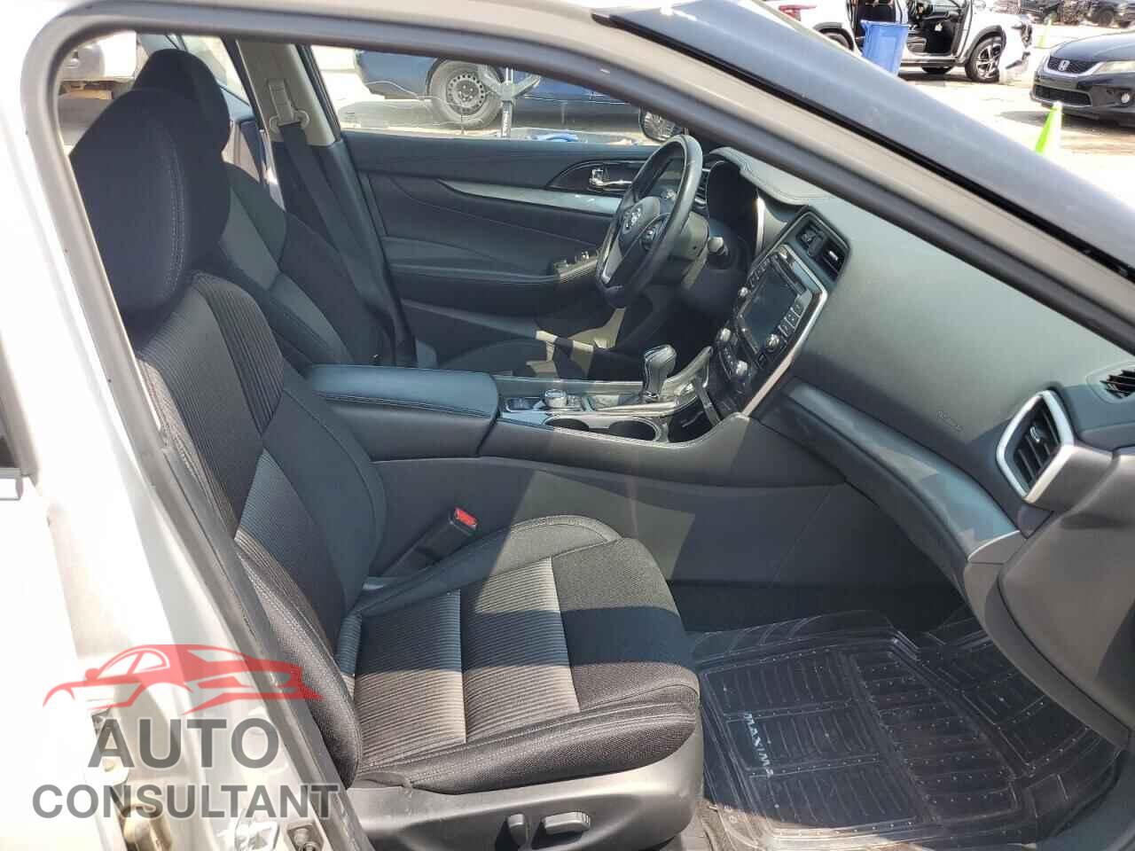 NISSAN MAXIMA 2017 - 1N4AA6AP3HC448734