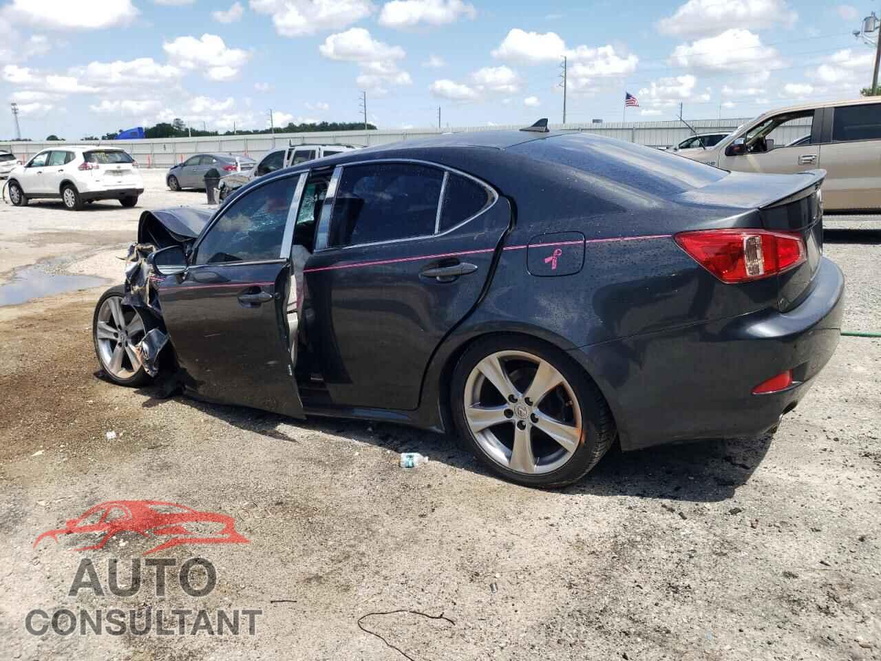 LEXUS IS 2011 - JTHBF5C23B5143658