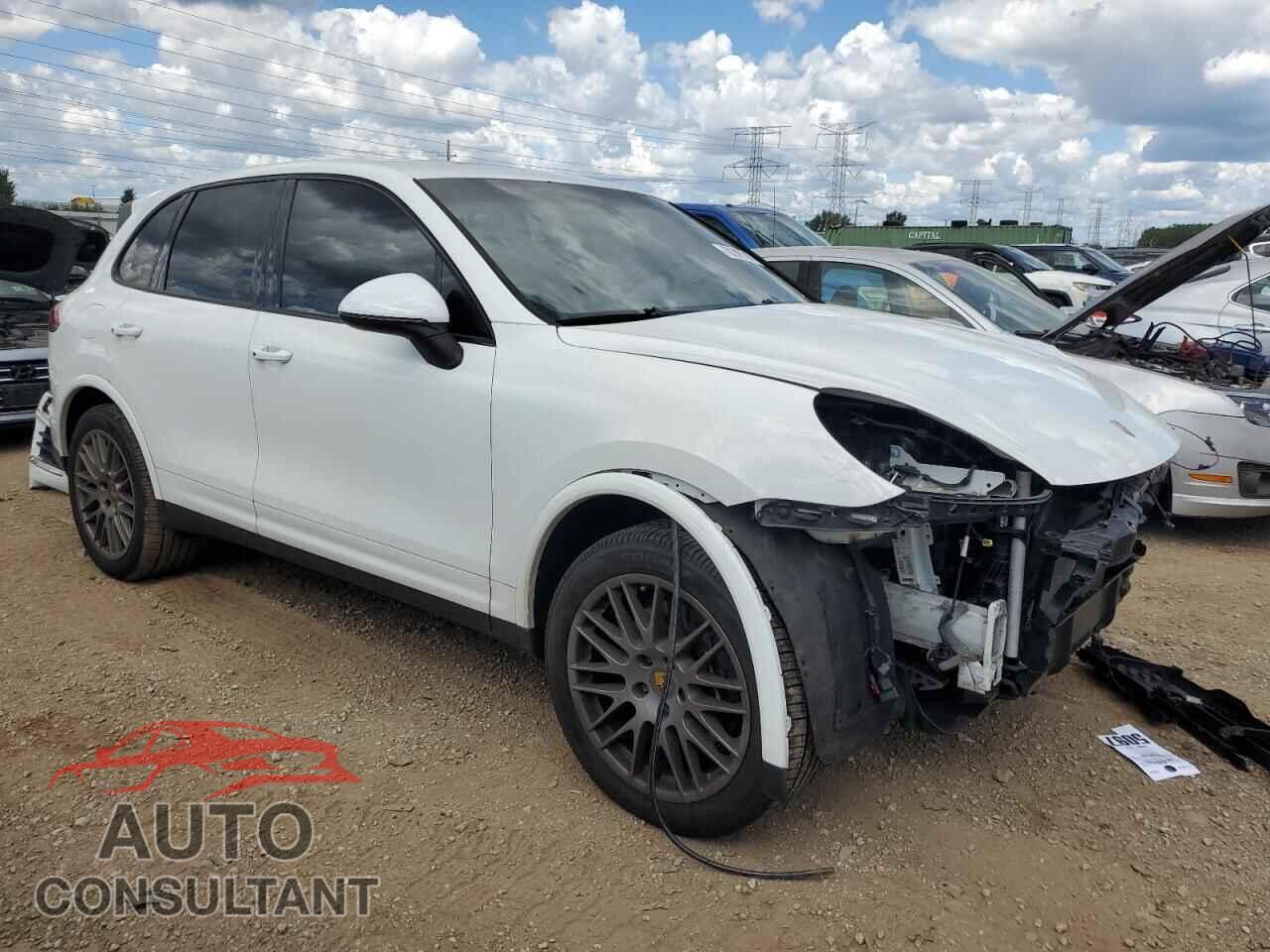 PORSCHE CAYENNE 2017 - WP1AA2A27HKA83826