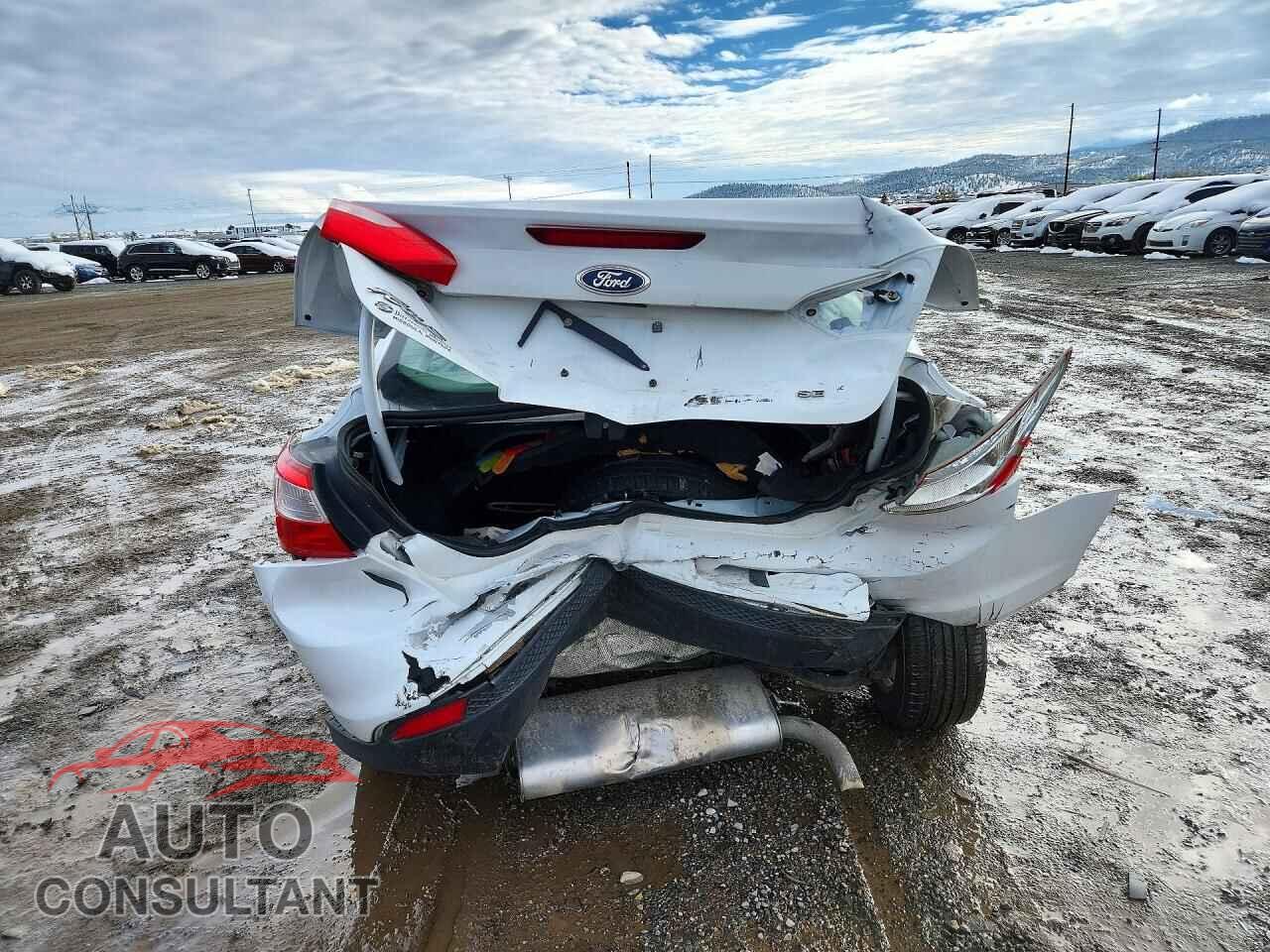 FORD FOCUS 2013 - 1FADP3F22DL341241