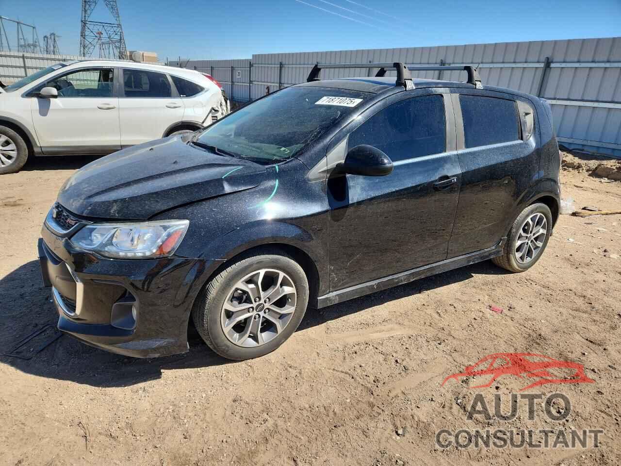 CHEVROLET SONIC 2018 - 1G1JD6SG3J4128211