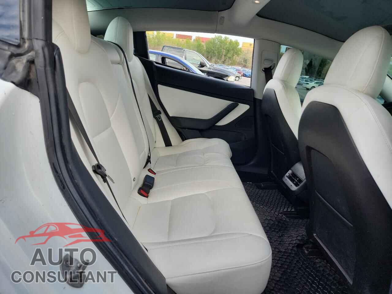 TESLA MODEL 3 2018 - 5YJ3E1EB2JF098112