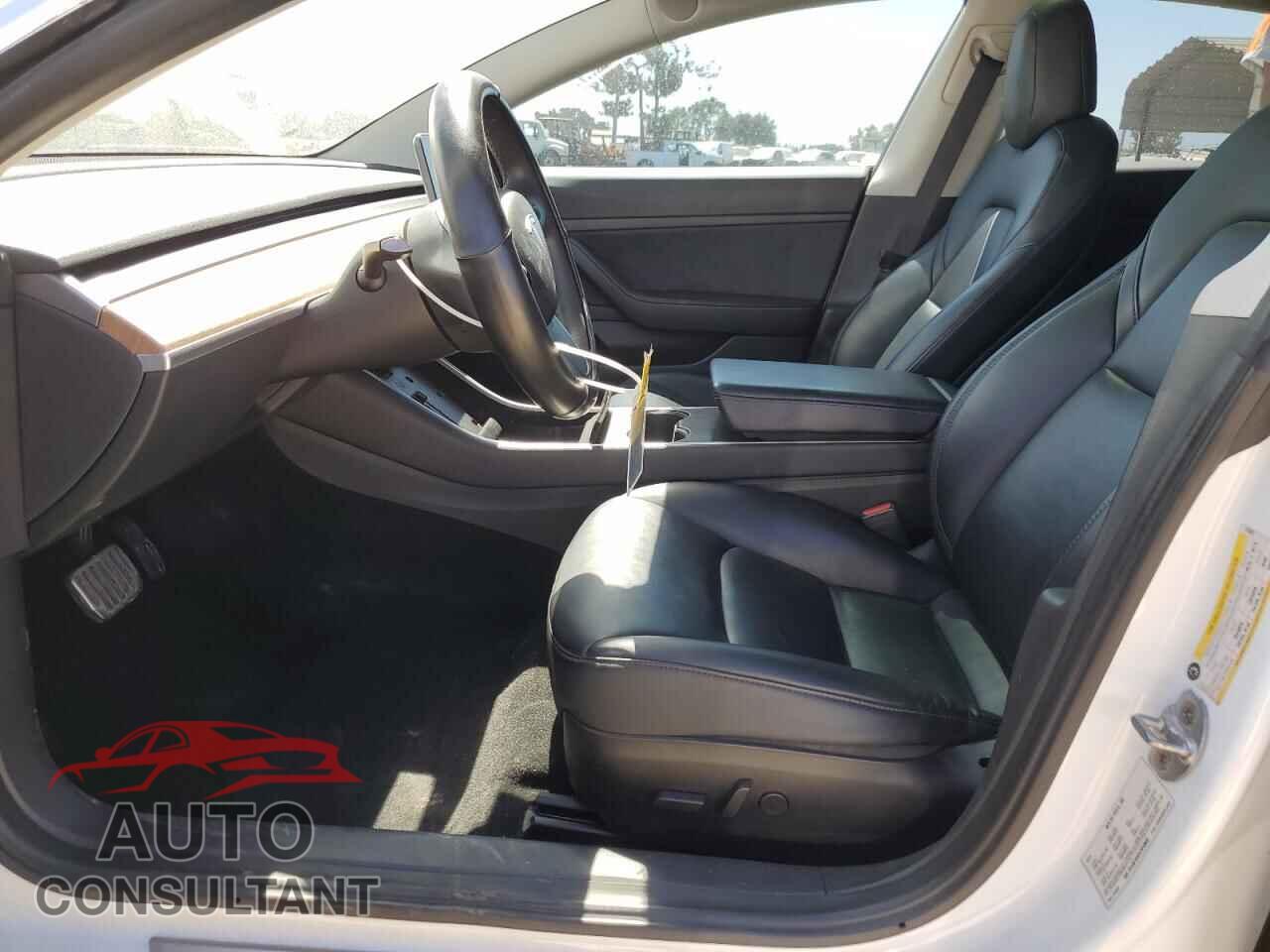 TESLA MODEL 3 2020 - 5YJ3E1EA7LF613633
