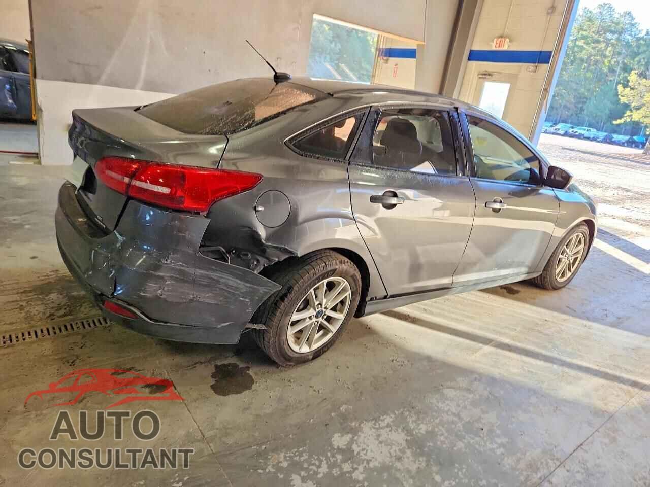 FORD FOCUS 2015 - 1FADP3F2XFL372384