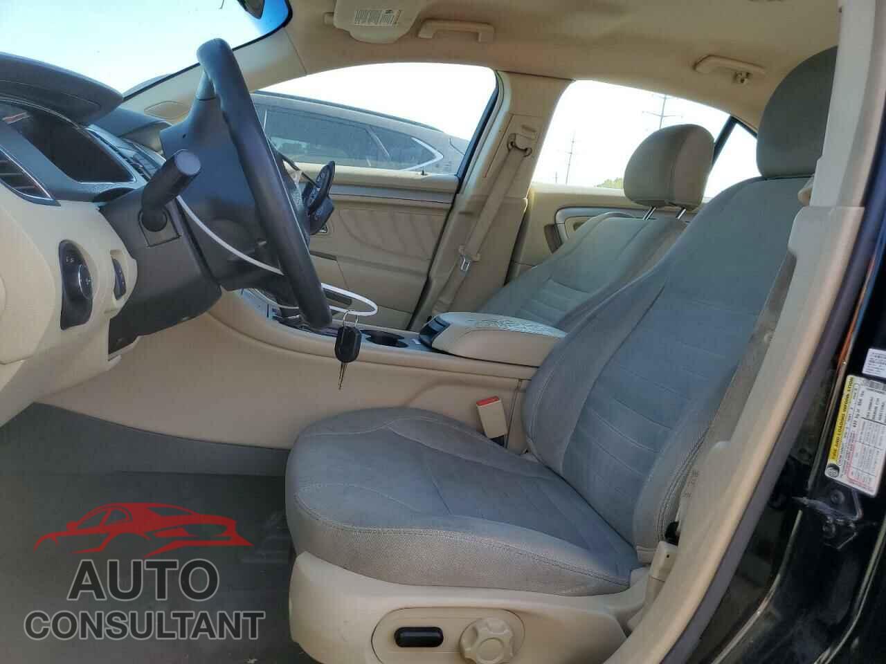 FORD TAURUS 2017 - 1FAHP2D88HG132541