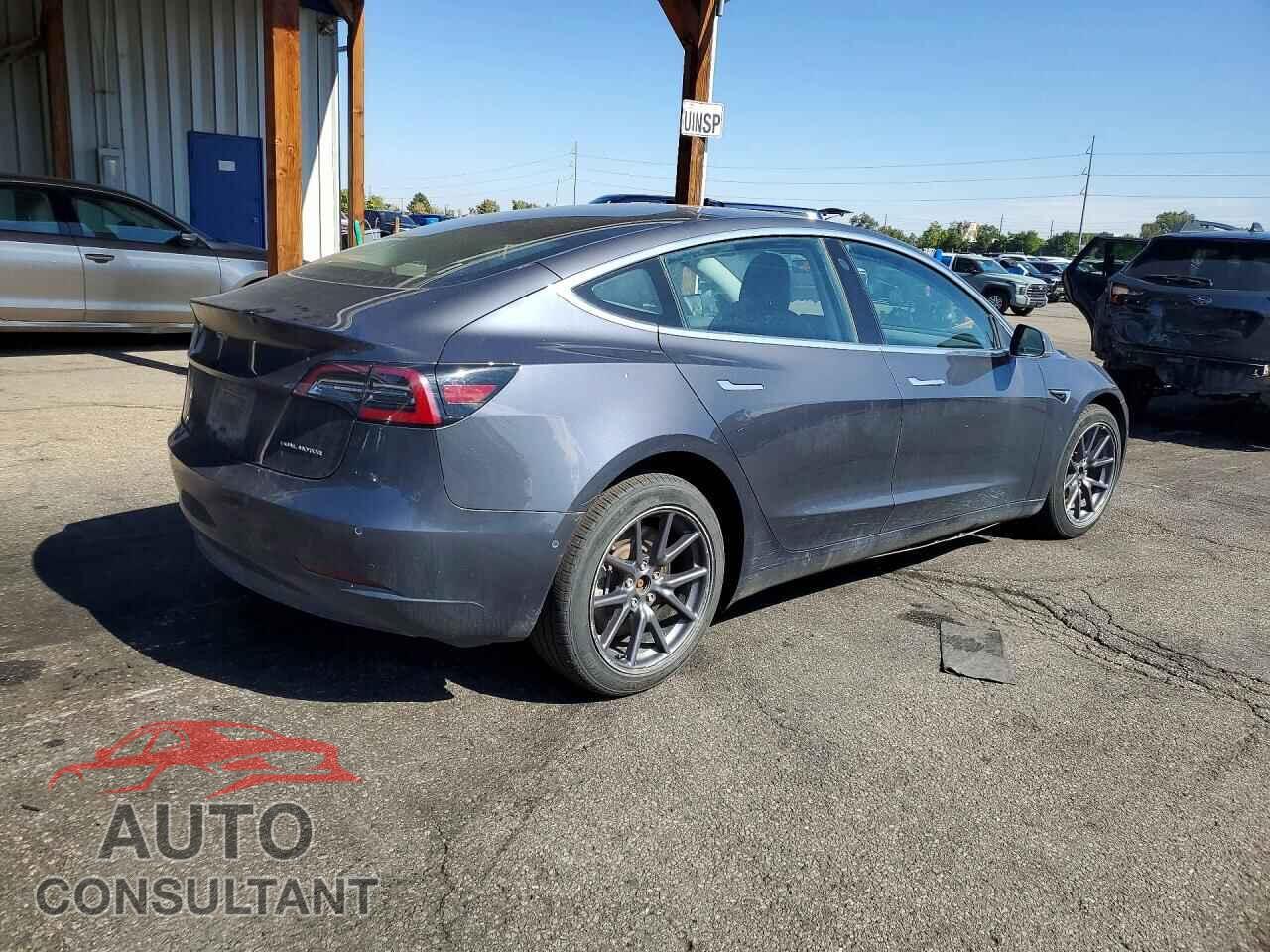 TESLA MODEL 3 2018 - 5YJ3E1EB6JF119365