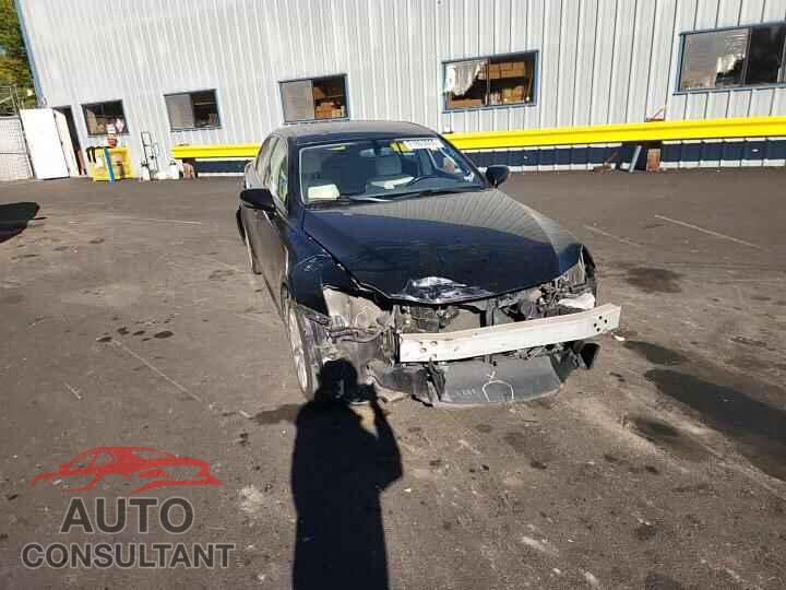 LEXUS IS 2012 - JTHCF5C25C5057807