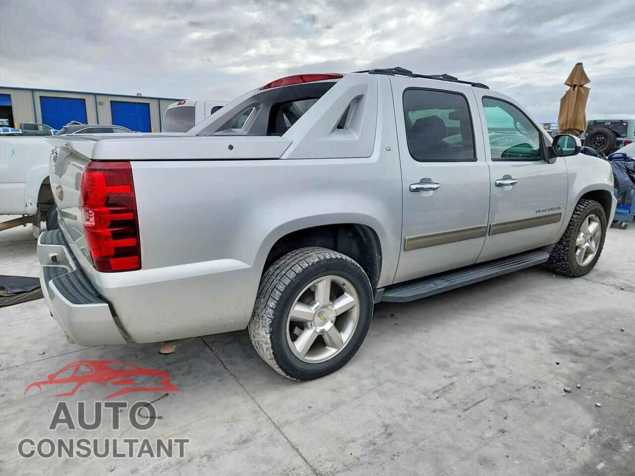 CHEVROLET AVALANCHE 2011 - 3GNMCFE02BG262418