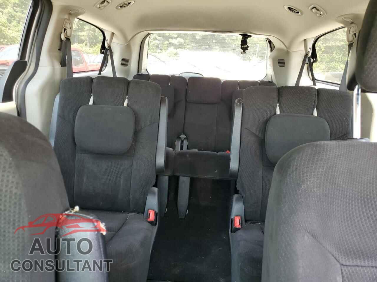 DODGE CARAVAN 2015 - 2C4RDGCG3FR556847