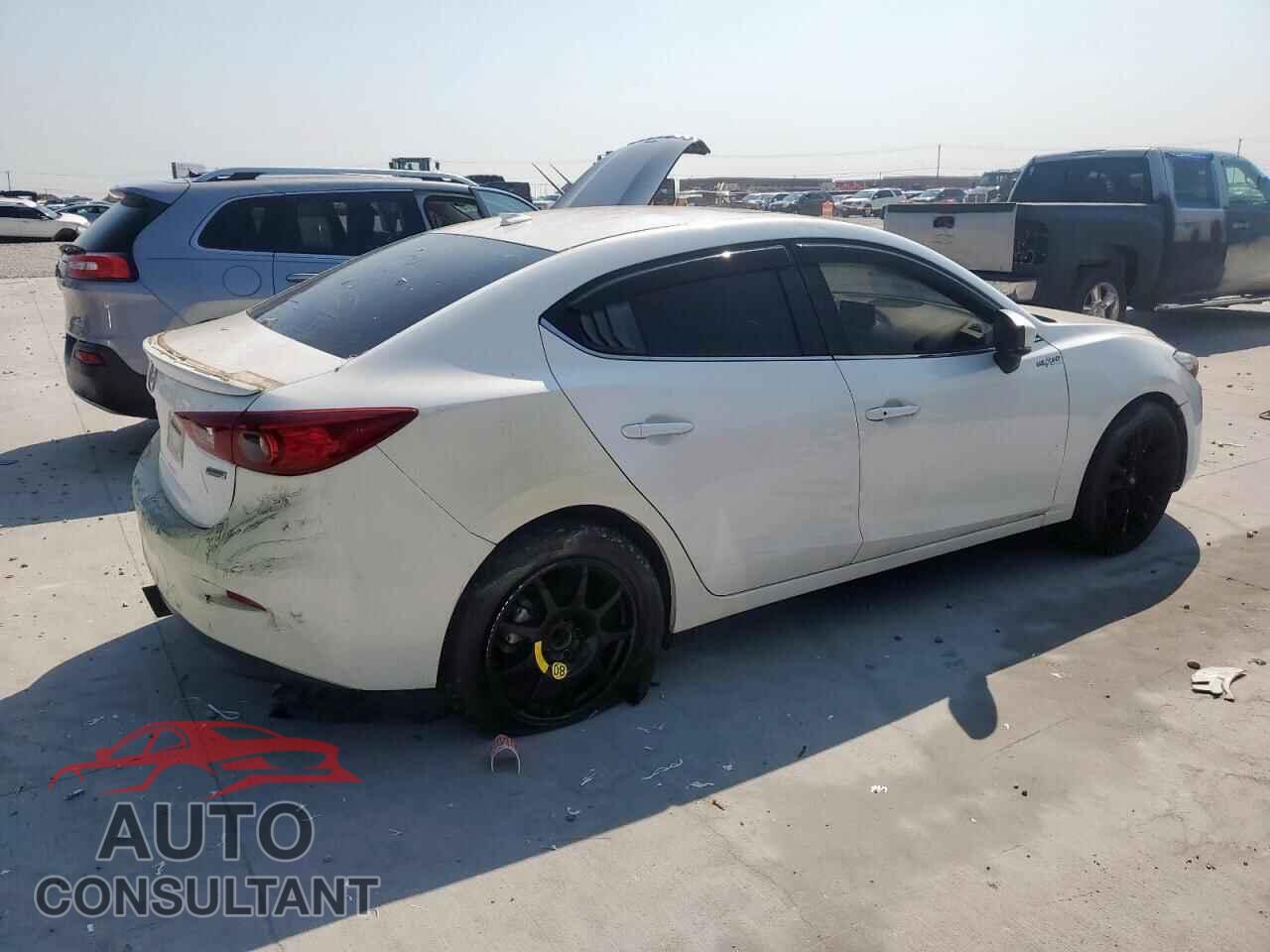 MAZDA 3 2017 - 3MZBN1W30HM148964