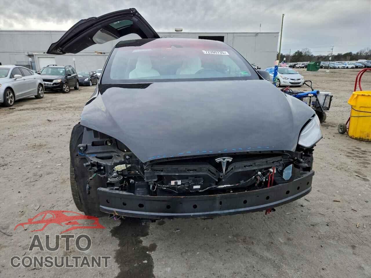 TESLA MODEL X 2016 - 5YJXCBE28GF014641