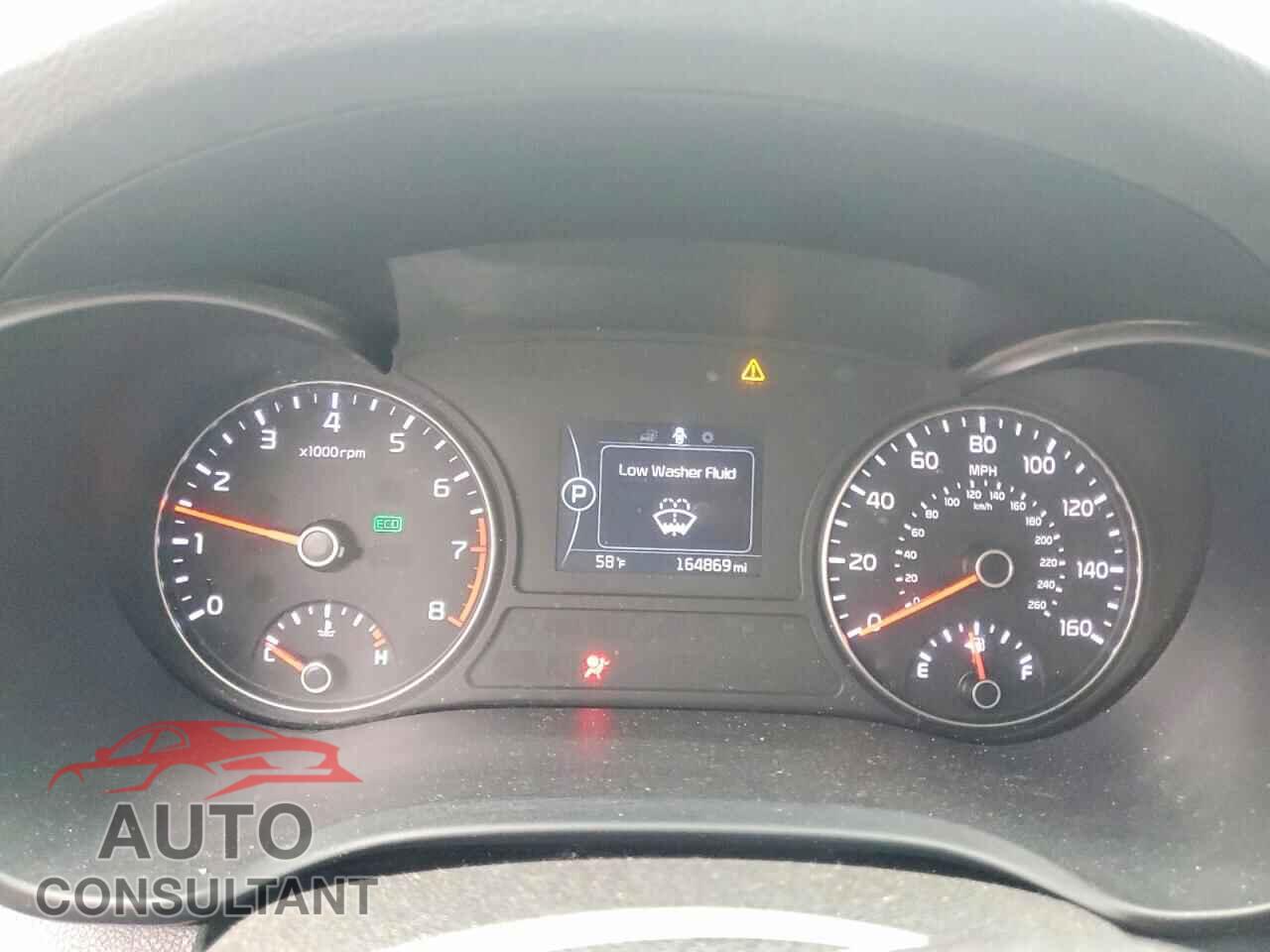 KIA OPTIMA 2017 - KNAGT4L35H5157117