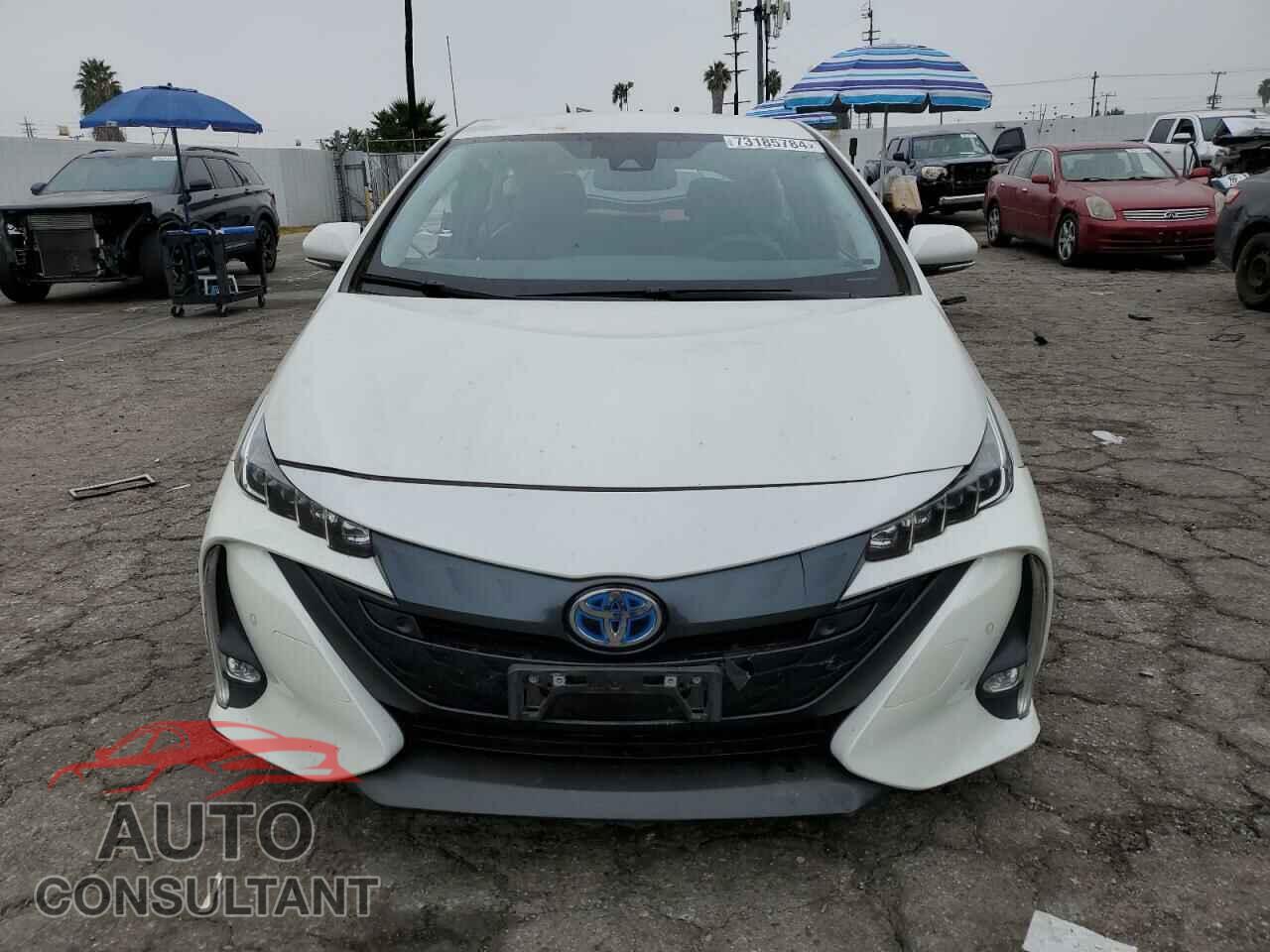 TOYOTA PRIUS 2017 - JTDKARFP7H3066439