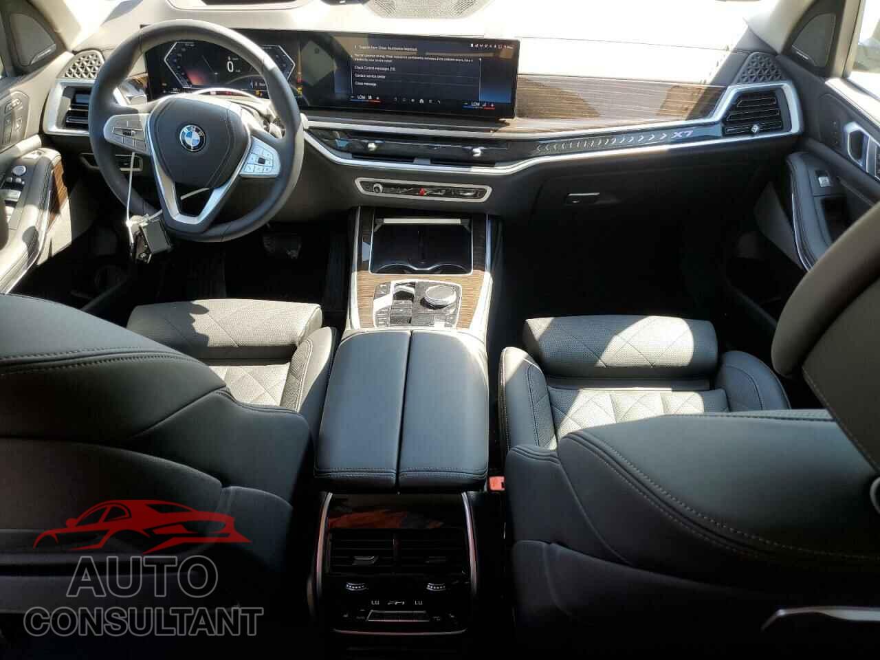 BMW X7 2024 - 5UX23EM04R9V88824
