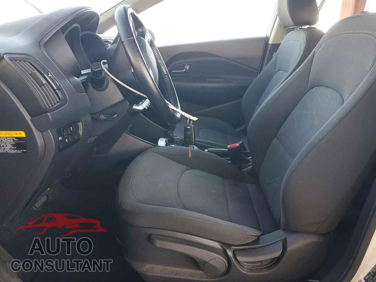 KIA RIO 2012 - KNADN4A31C6044574
