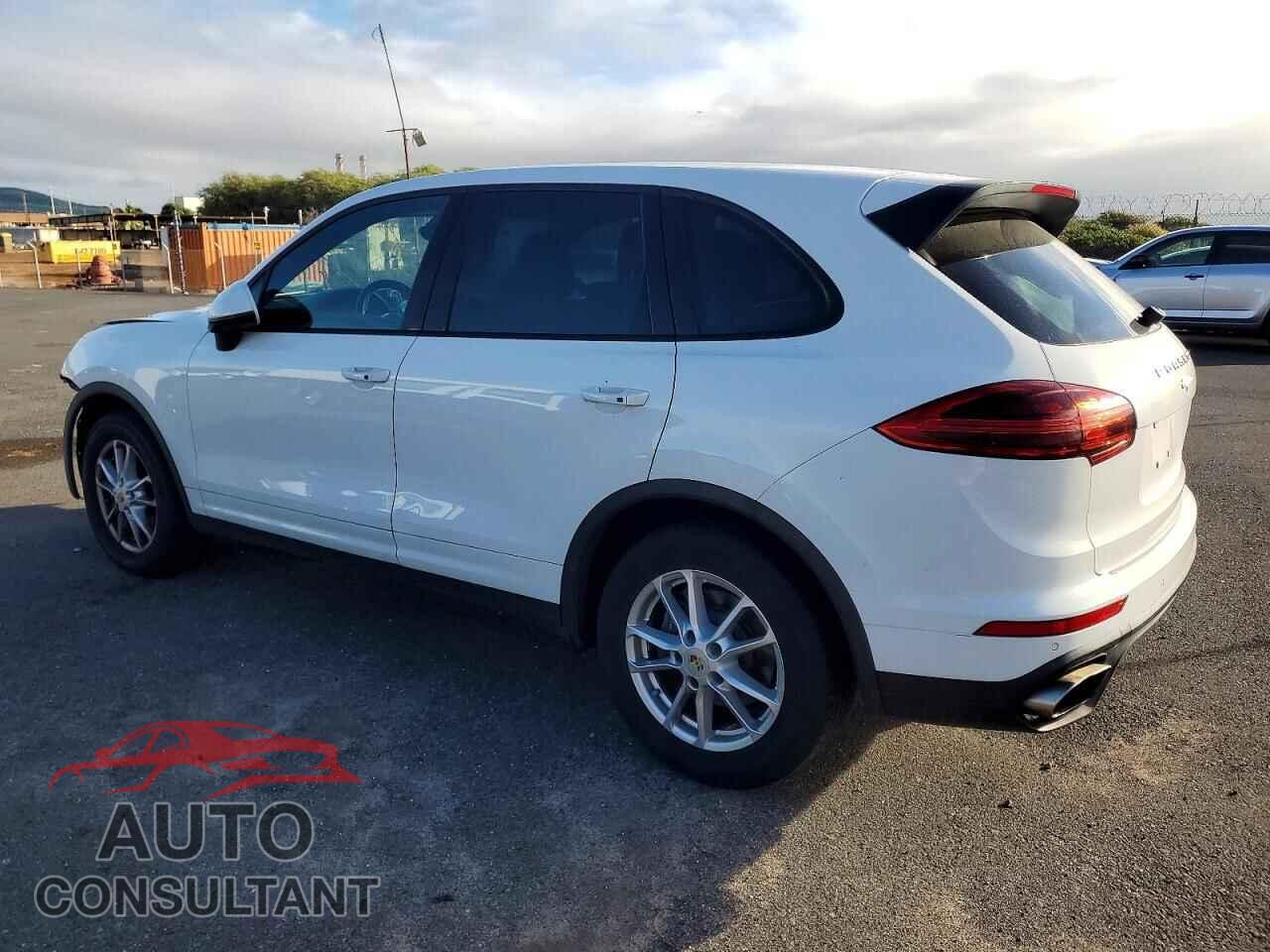 PORSCHE CAYENNE 2016 - WP1AA2A21GLA11612