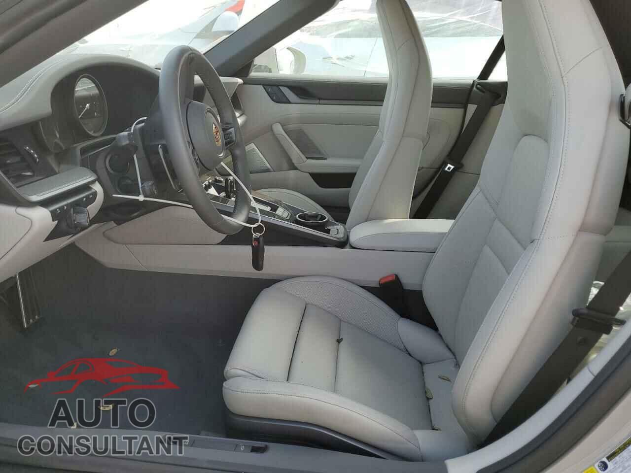 PORSCHE 911 2022 - WP0CB2A9XNS245285