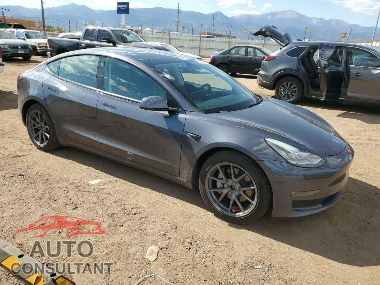 TESLA MODEL 3 2021 - 5YJ3E1EB3MF862036