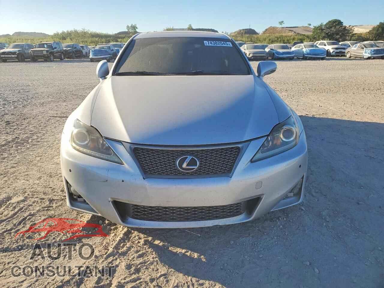 LEXUS IS 2011 - JTHBF5C20B5149918