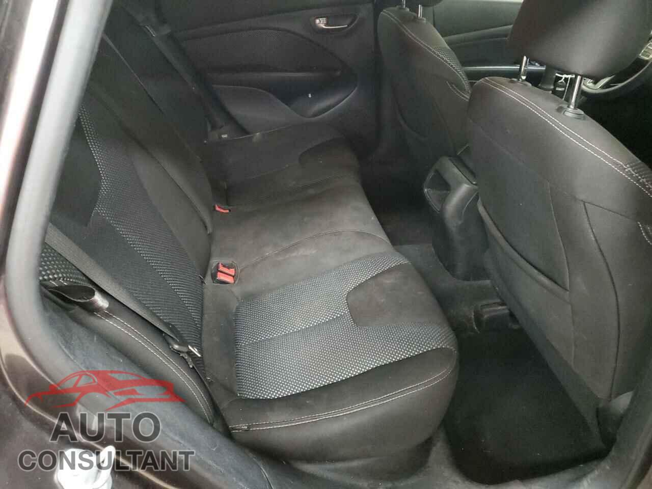 DODGE DART 2015 - 1C3CDFBB3FD227742