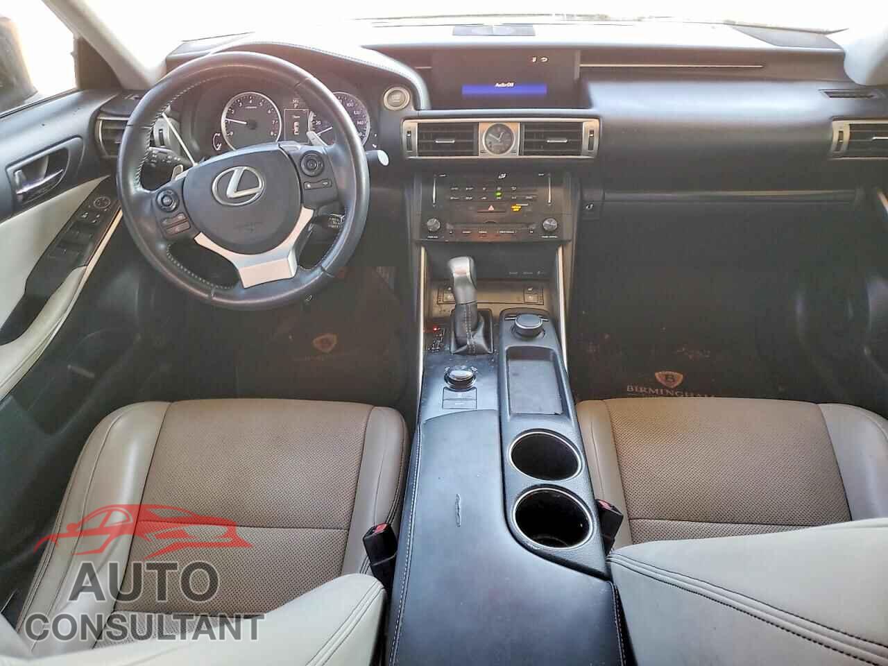 LEXUS IS 2014 - JTHBF1D27E5024930