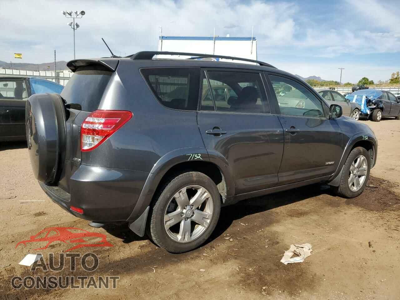 TOYOTA RAV4 2009 - JTMBF32VX9D013717