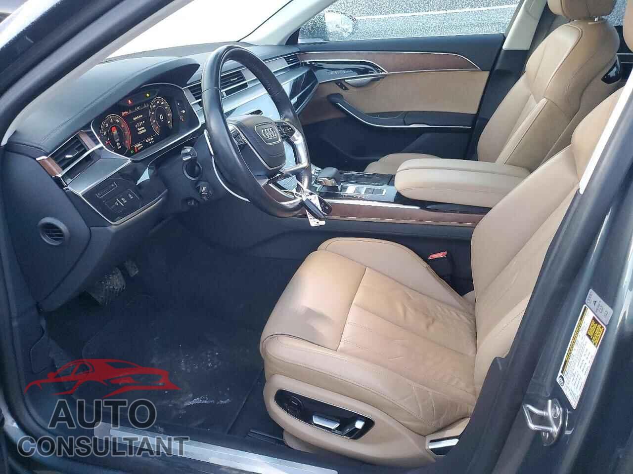 AUDI A8 2019 - WAU8DAF89KN010930