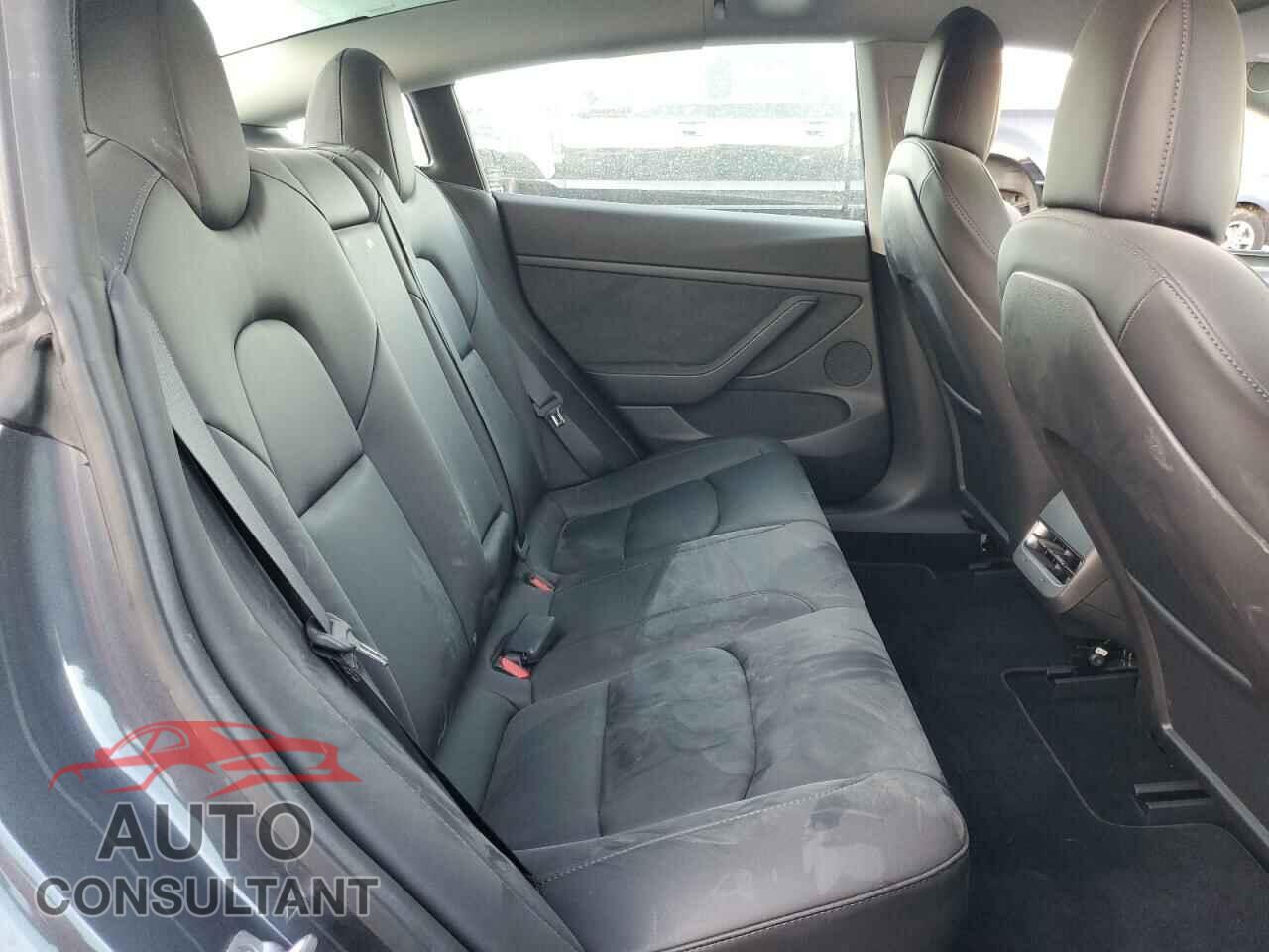 TESLA MODEL 3 2022 - 5YJ3E1EA5NF208972