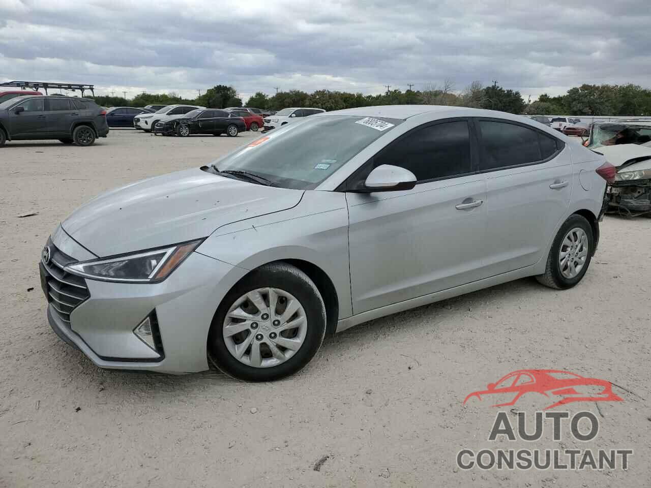 HYUNDAI ELANTRA 2019 - 5NPD74LF0KH494225