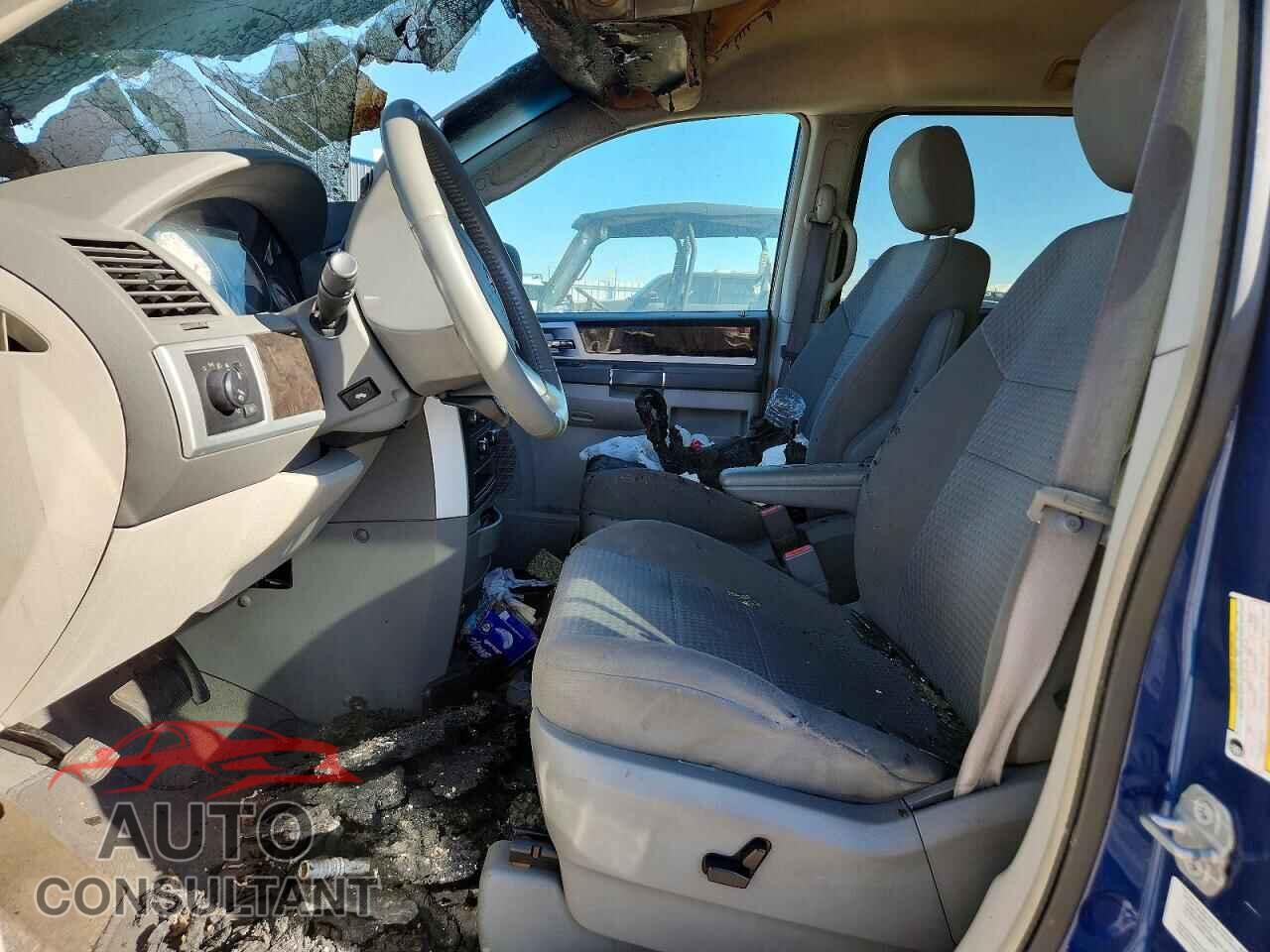 DODGE CARAVAN 2010 - 2D4RN5D13AR169092