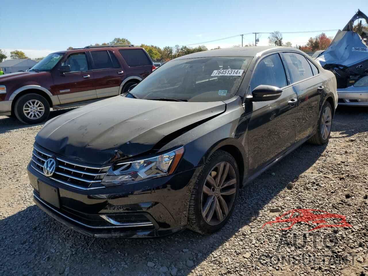 VOLKSWAGEN PASSAT 2019 - 1VWLA7A34KC013778