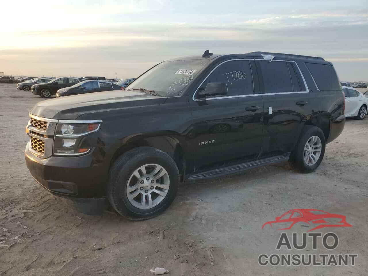 CHEVROLET TAHOE 2019 - 1GNSCBKC0KR186194