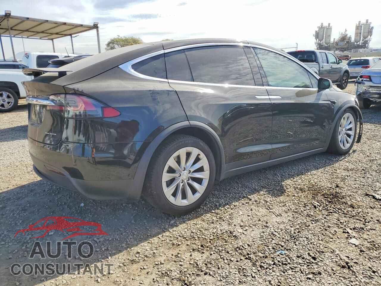 TESLA MODEL X 2019 - 5YJXCBE24KF186660