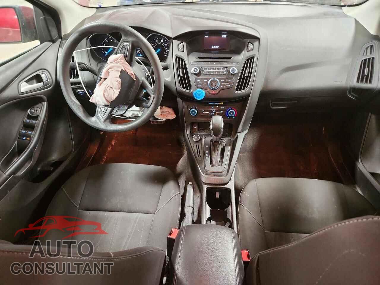 FORD FOCUS 2017 - 1FADP3F23HL294761