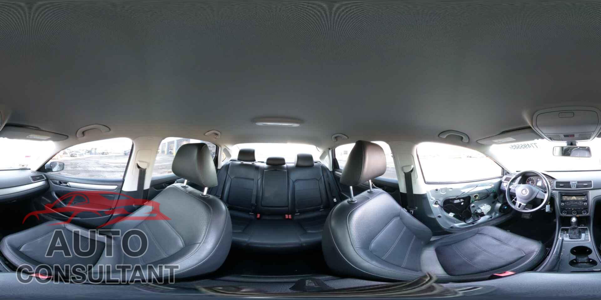 VOLKSWAGEN PASSAT 2014 - 1VWAP7A32EC005401