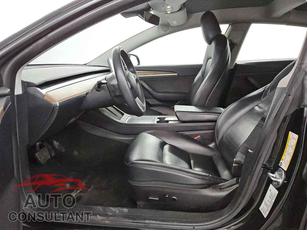 TESLA MODEL 3 2022 - 5YJ3E1EA6NF290095