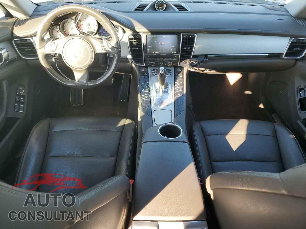 PORSCHE PANAMERA 2016 - WP0AA2A79GL000628