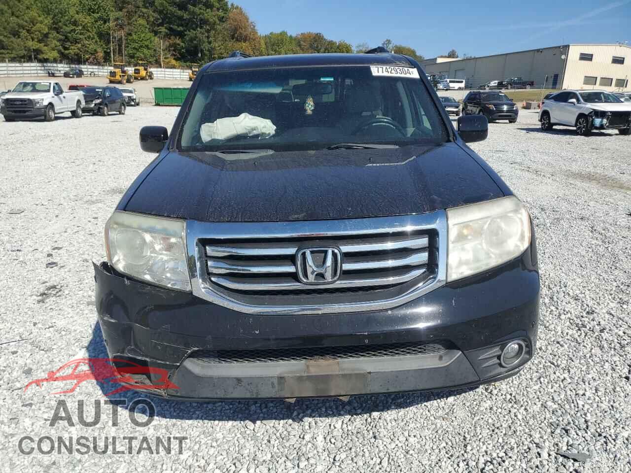 HONDA PILOT 2015 - 5FNYF4H90FB055084