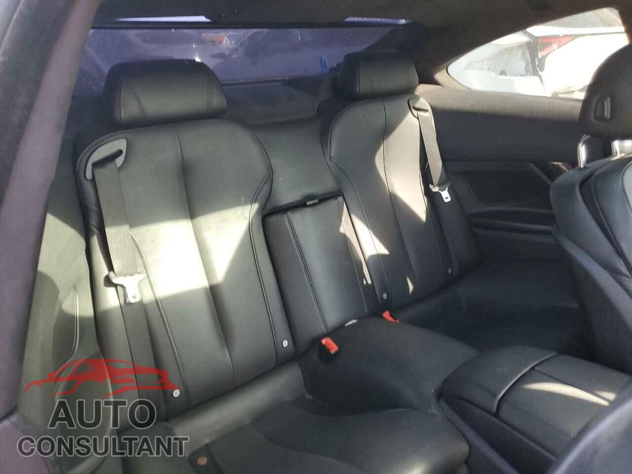 BMW 6 SERIES 2012 - WBALX3C52CDV77706
